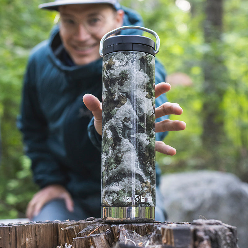 20oz-tkwide-with-twist-cap-mossy-oak-v7 20oz_bottle_twist_mossyoak_terragila_closeup_square.jpg