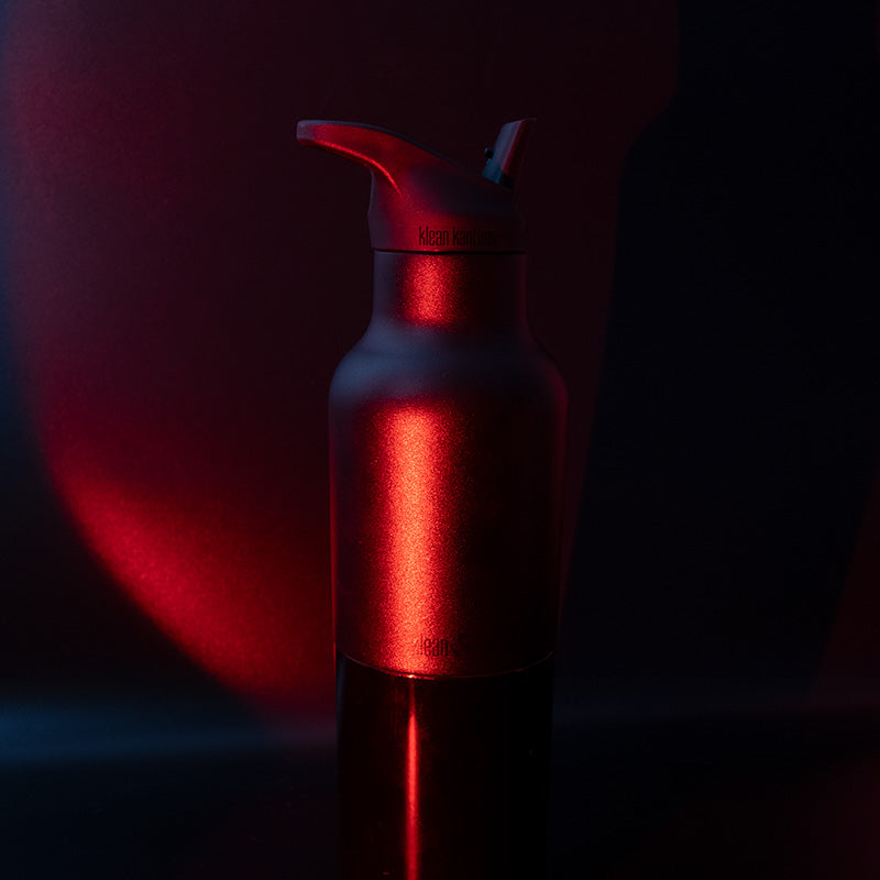 20oz-rise-classic-may-the-4th-t2 20oz_rise_classic_may_the_fourth_starwars_black_bottle_redglow_square.jpg