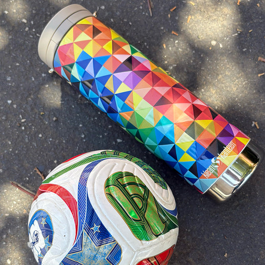 20oz-tkwide-with-twist-cap-mosaic-q7 20oz_tkwide_bottle_seasonal_mosaic_soccerball_square.jpg