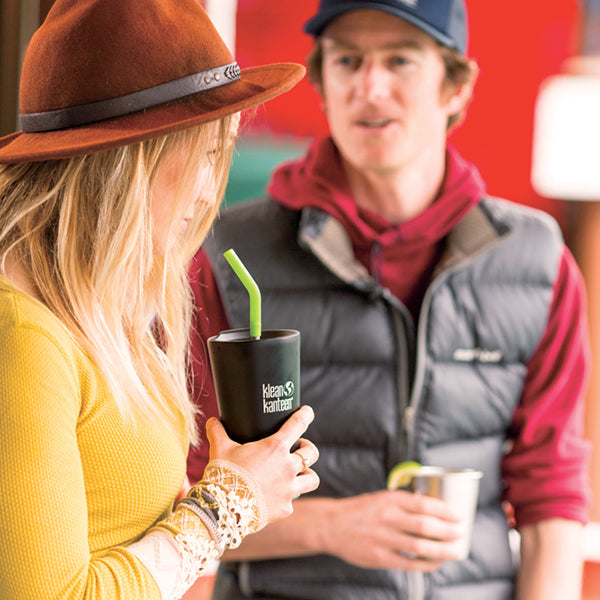 tumbler-straw-lid-with-straw-y2 K16VSSC-SB-guy-girl_style_9a499e23-5b7a-4a0d-b42e-d1b4b02627b2.jpg