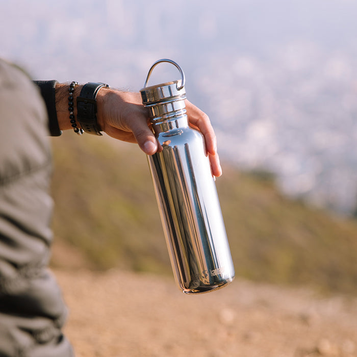 27oz-reflect-with-bamboo-cap-l2 K27SSLRF-MS-BAMBOO_reflect_bottle_hand_lifestyle.jpg