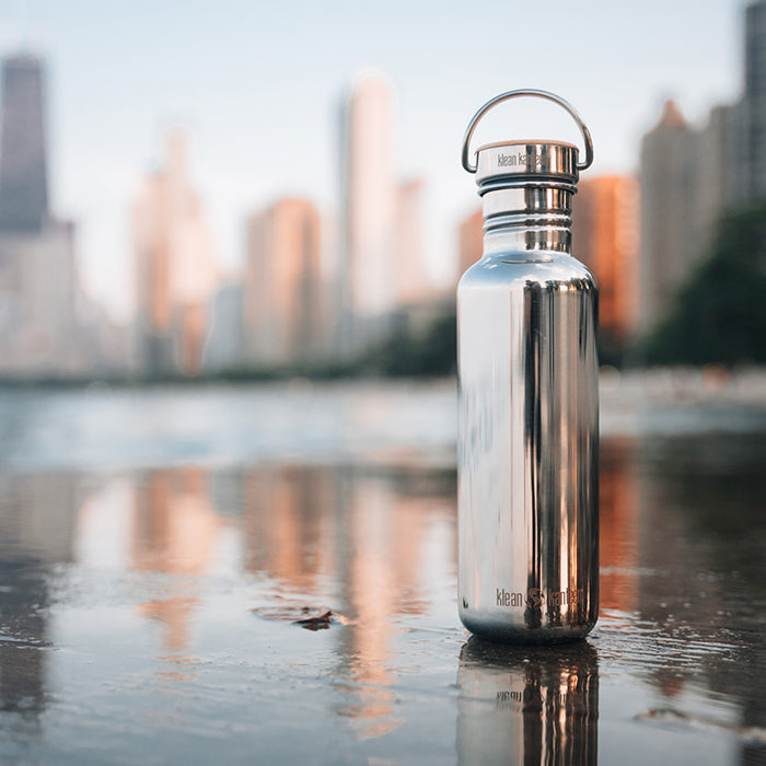 27oz-reflect-with-bamboo-cap-l2 K27SSLRF-MS-BAMBOO_reflecttion_bottle_lifestyle.jpg