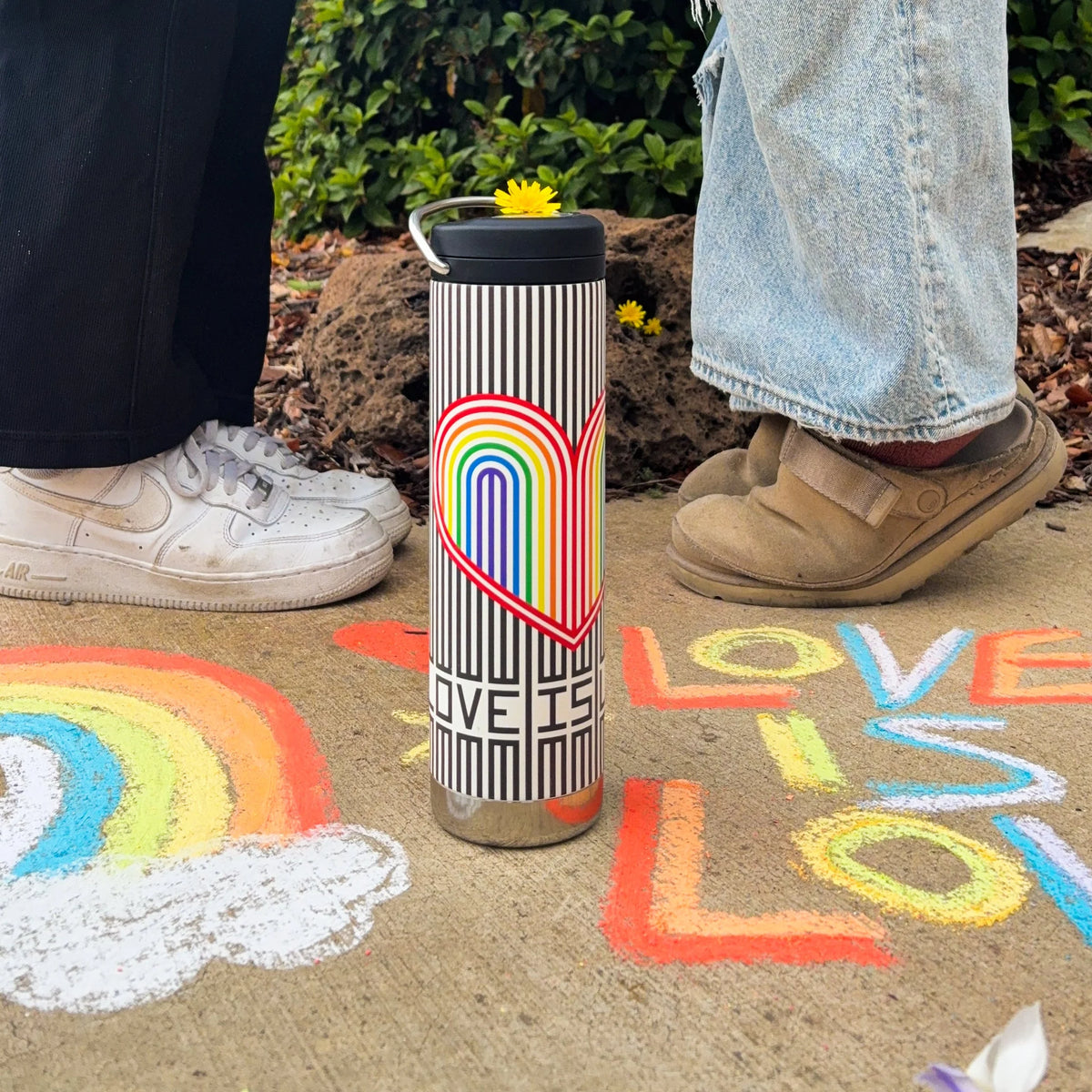 20oz-tkwide-with-twist-cap-pride-stripes-m5 Pride-2.webp