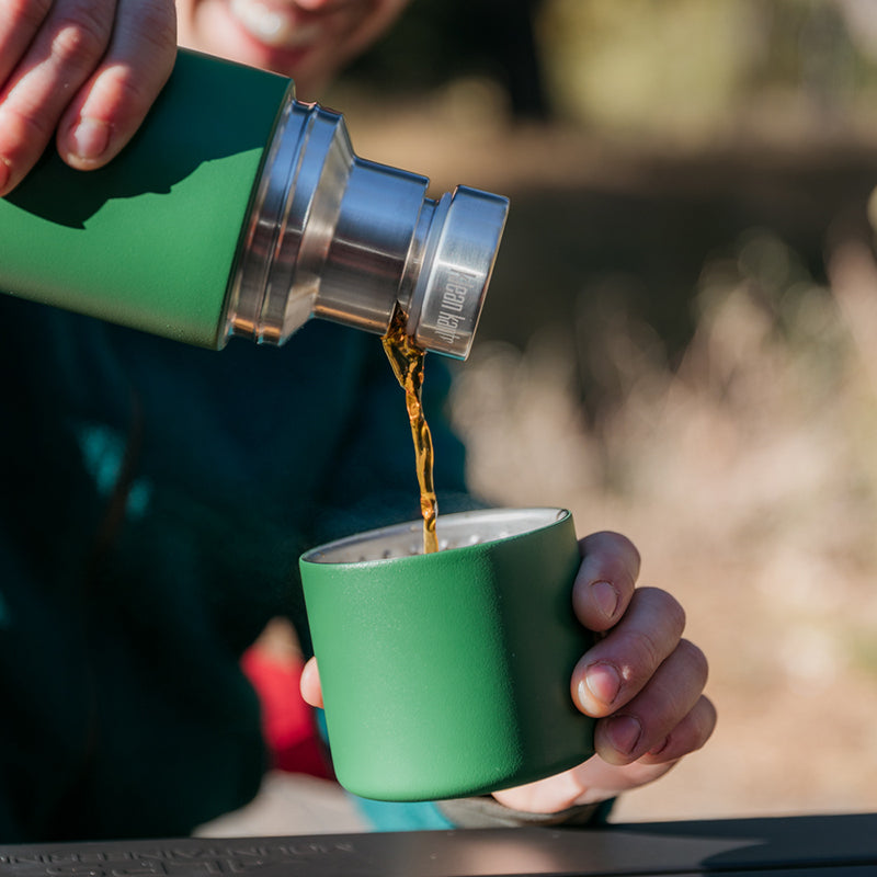 tkpro-maintenance-kit-u8 tkpro_32oz_thermos_green_pourthrough_lifestyle.jpg